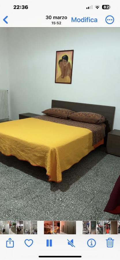 Handy San Benedetto Apartment Brindisi Bagian luar foto